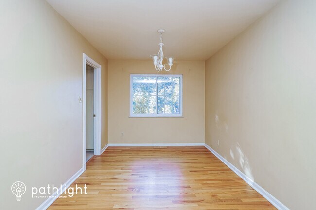 Foto del edificio - 2208 Warwick Lane, Colorado Springs, CO, 8...