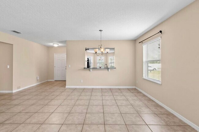 Building Photo - 7806 Tanbier Dr