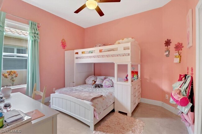 Foto del edificio - 9939 Via San Marco Loop