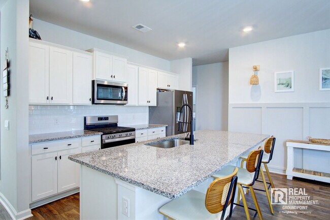 Building Photo - 146 Ivory Shadow Rd