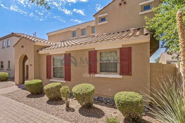 Building Photo - 1861 S Balboa Dr