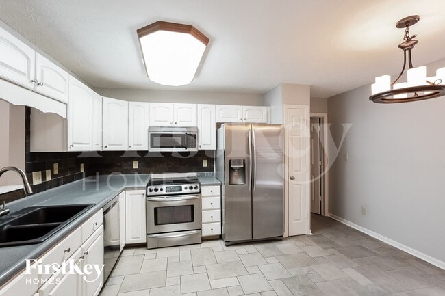 Foto del edificio - 13256 Summerwood Ln