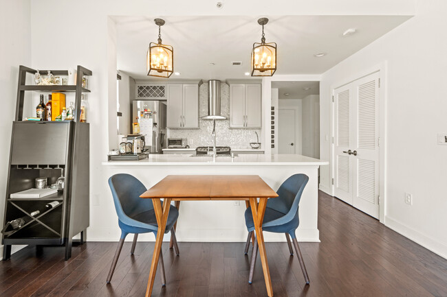 Foto del edificio - 3312 Hudson Ave