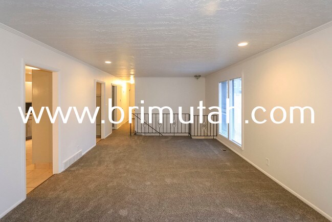 Foto del edificio - 3671 S 2245 E