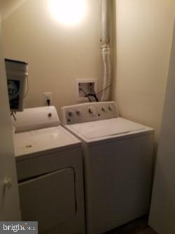Building Photo - 12214 Grassy Hill Ct