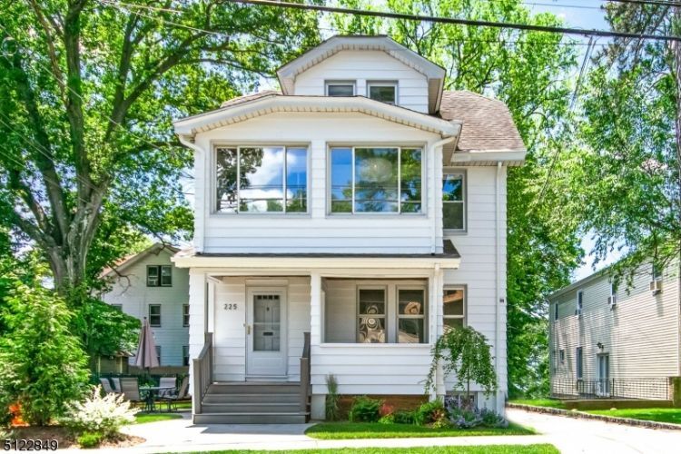 Primary Photo - 225 Elmwood Ave