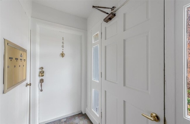 Foto del edificio - 4040 San Felipe St