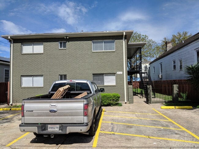 Building Photo - 3727 Iberville St