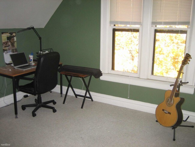 Foto del edificio - 2 br, 1 bath Apartment - 1206 E. Cedar Ave