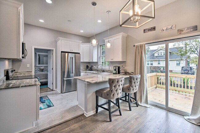 Foto del edificio - 740 W 31st St