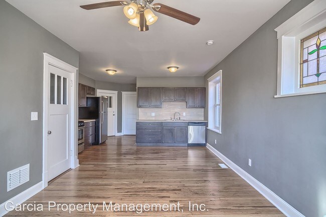 Foto del edificio - 5071 Chippewa St