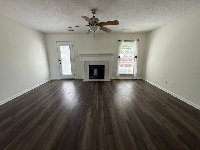 Foto del edificio - 3652 Stonefield St SW