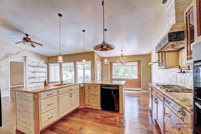 Foto del edificio - 536 Park Ridge Ct