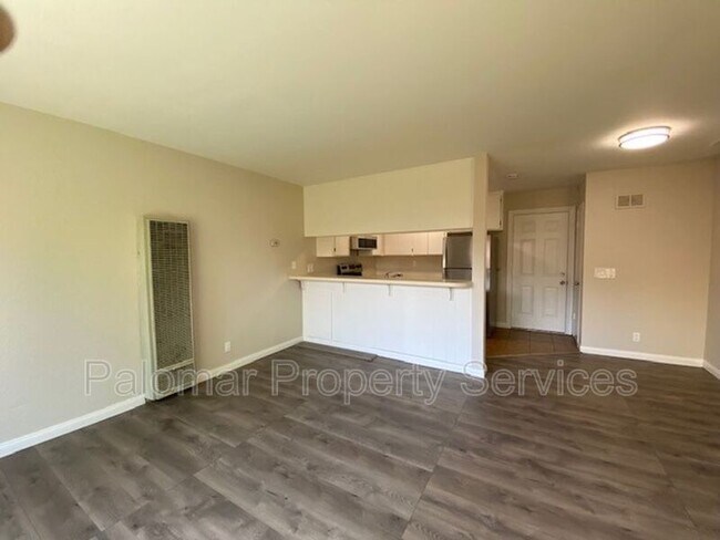 Foto del edificio - 1112 E 2nd Ave