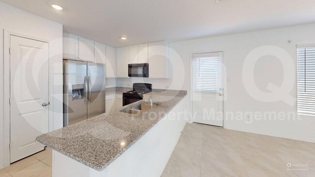 Building Photo - 2916 Tibbles Dr
