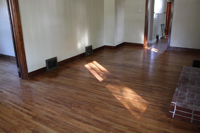 Foto del edificio - 526 E 11th St