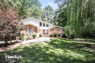 Building Photo - 815 San Remo Ct