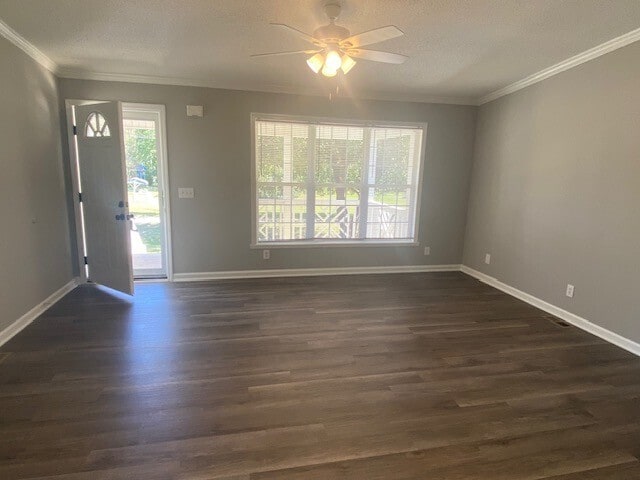 Foto del edificio - 1417 Woodcrest Dr