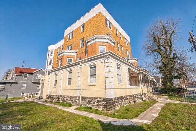 Foto del edificio - 5200 N 11th St