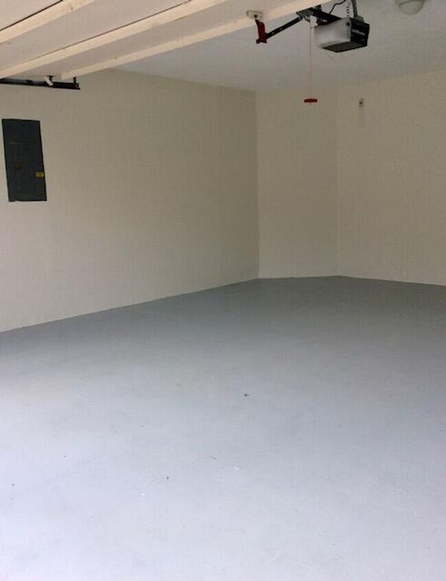 Foto del edificio - 5535 Eton Ct