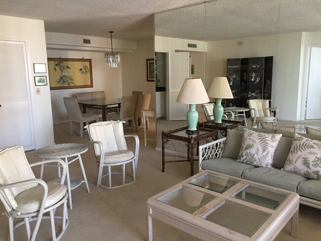 Building Photo - 500 Ocean Dr