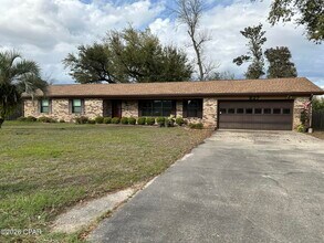 Building Photo - 627 Old Hickory St