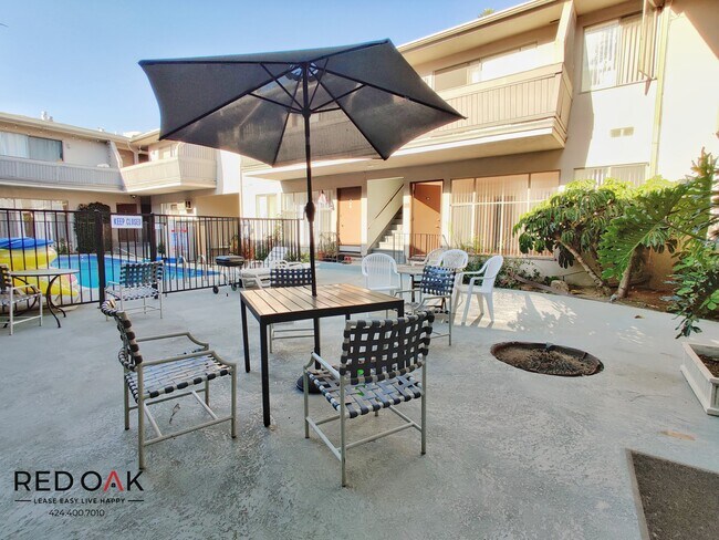 Building Photo - 11720 Bellagio Rd
