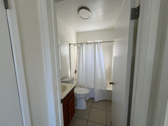 Building Photo - Fenway VI