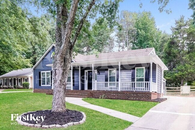 Building Photo - 6806 San Luis Ln