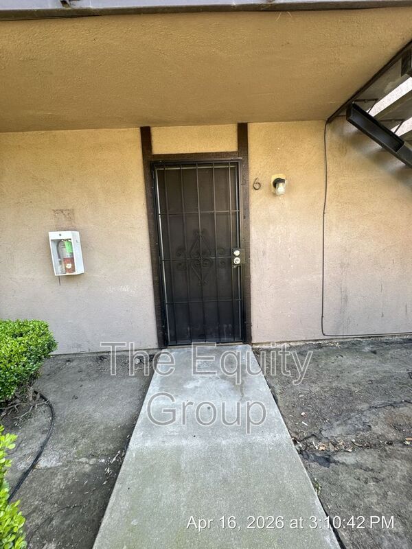 Foto del edificio - 3537 W Campus Ave.