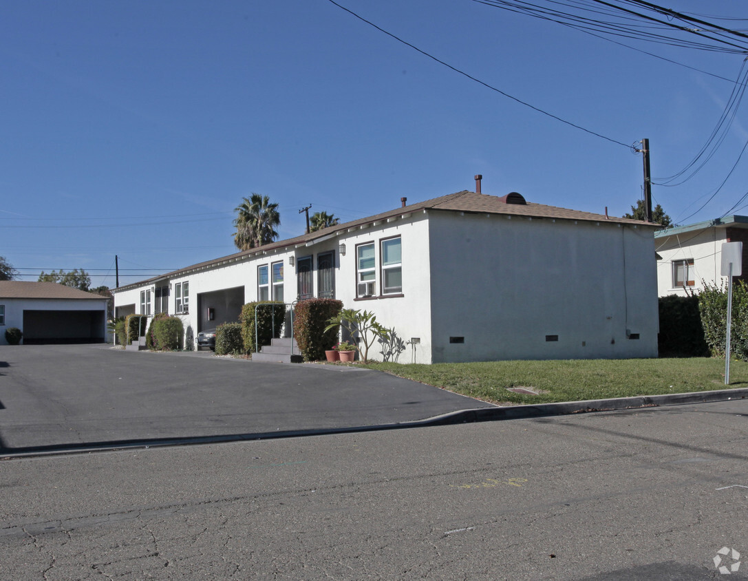 Foto del edificio - 13075 Westlake St