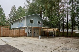 Building Photo - 9210 SW 28th Ave