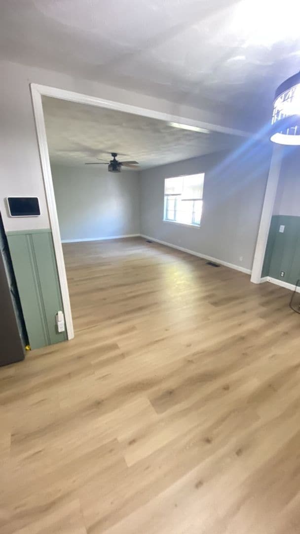 Building Photo - Ready for move in!