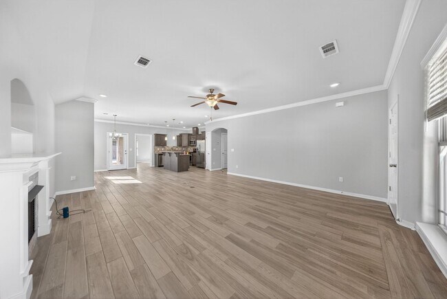 Foto del edificio - 971 Lakeview Dr