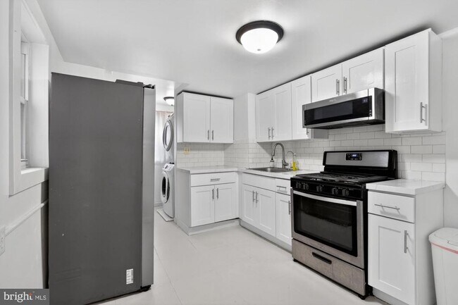 Foto del edificio - 1551 S Chadwick St