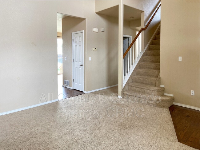 Building Photo - 6767 Pinedrops Ct
