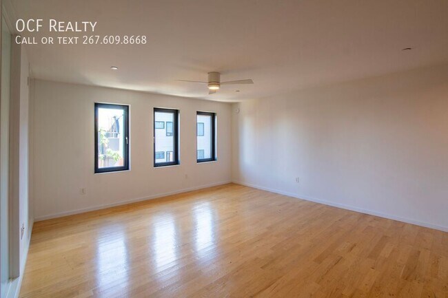 Foto del edificio - 152 W Laurel St