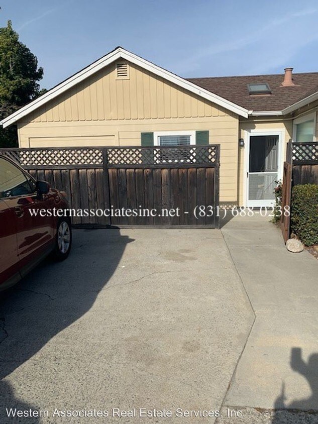 Foto principal - 2225 Mattison Ln