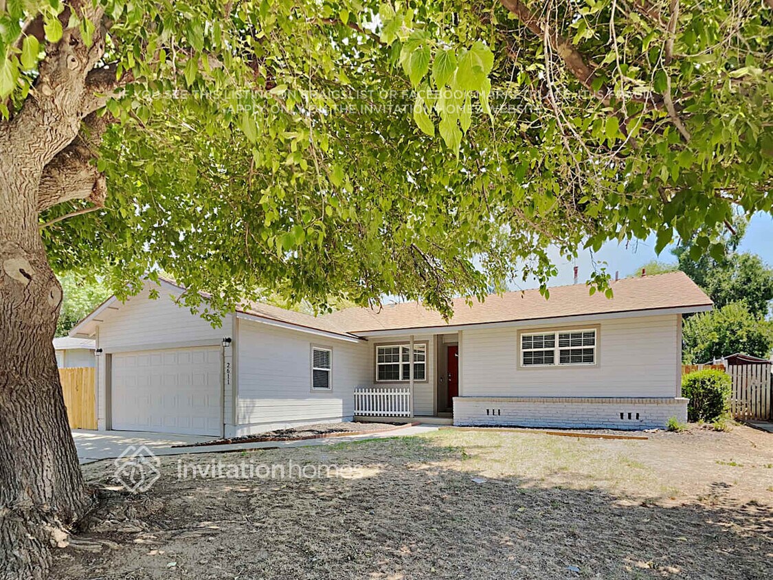 Primary Photo - 2611 Barbera Way