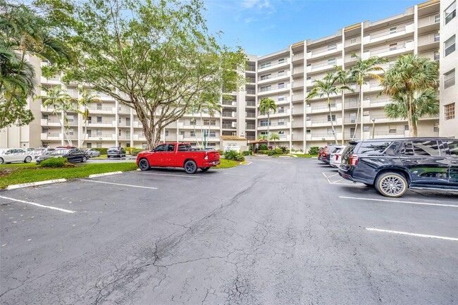Foto del edificio - 3940 Inverrary Blvd