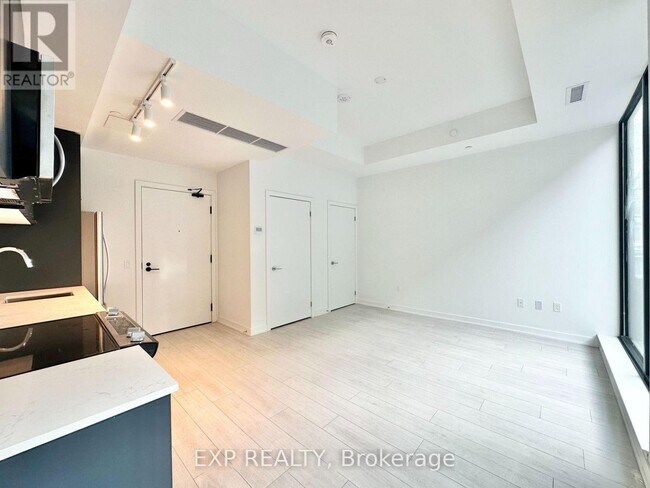 Photo du bâtiment - 1612 Charles St