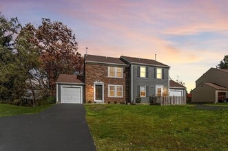 Building Photo - 384 W Powell Rd