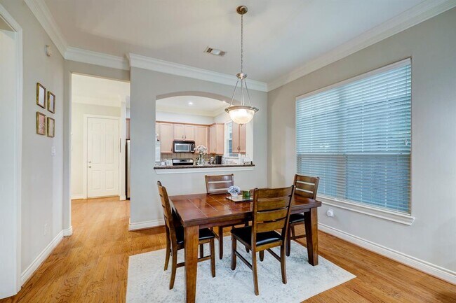 Foto del edificio - 5816 Kiam St