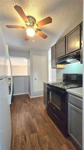 Building Photo - 5807 Shadydell Dr