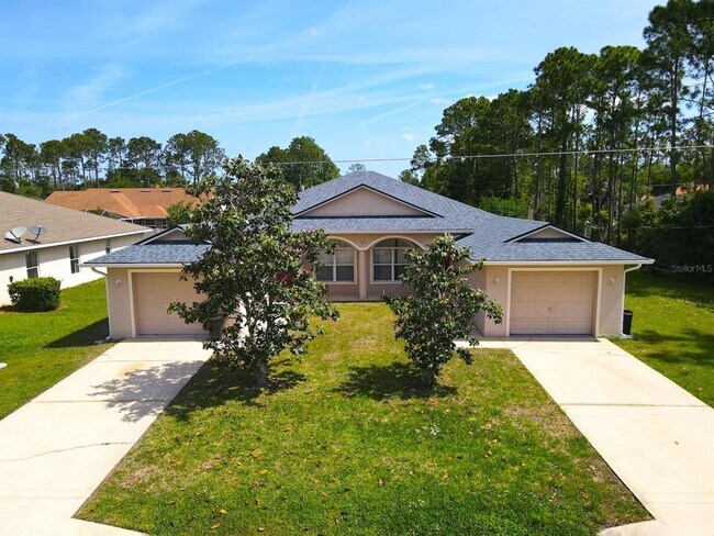 Foto del edificio - 14 Buttonwood Ln