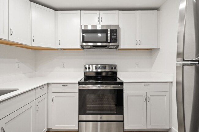 Interior Photo - Pointe West Apartments | Port Orchard, WA