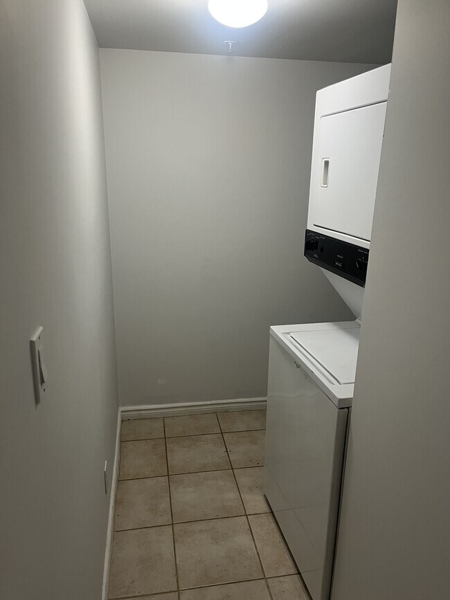 Photo du bâtiment - 1278 Granville St