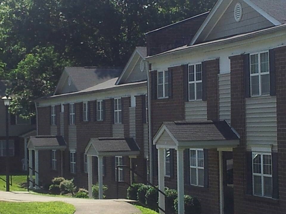 Clear Pond Apartments Apartments in Danville, VA