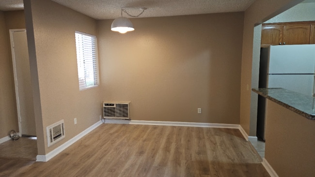 Building Photo - 7934 Mission Center Ct
