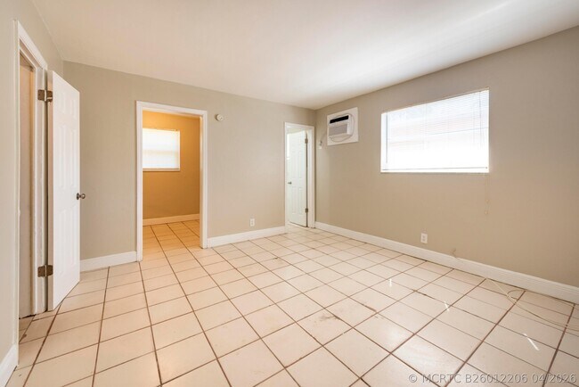 Foto del edificio - 1108 NW 5th Ave